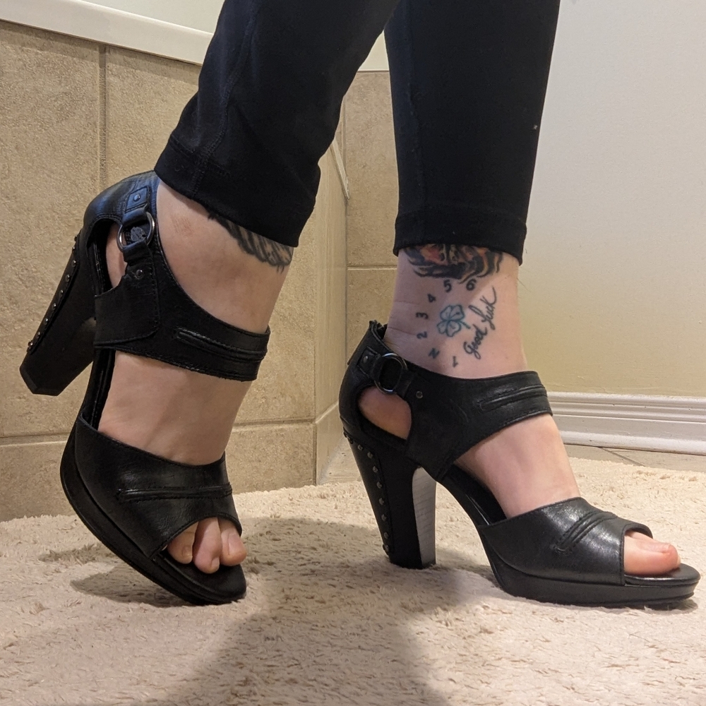 Harley Davidson 4.5" Heels Genuine Black Leather SZ 8.5 GILLIAN Shoes Studded